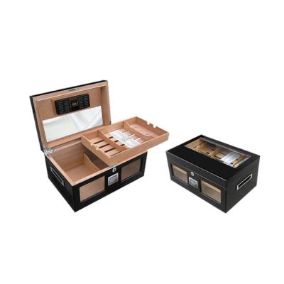 China Classic Cigar Perfect Outdoor Handling Desktop Humidor With Ashtray Cigar Accessories Set for sale