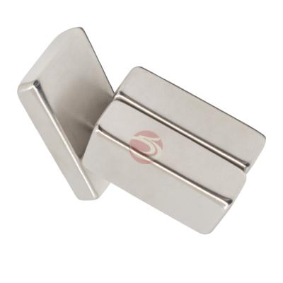 China Powerful Rectangular Magnet 50X20X10 Industrial Magnets N35 N42 N52 Neodymium Magnets Price for sale