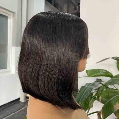 China Usar e ficar curto Bob Fringe Pixie corte renda Peruca cabelo humano corte contundente à venda