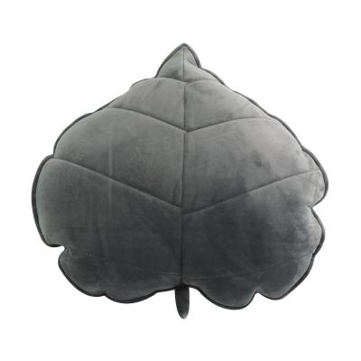 China 3D simulation leaf tile home bedroom sofa car decoration flower decoration PORTABLE European hot selling single pillow for sale