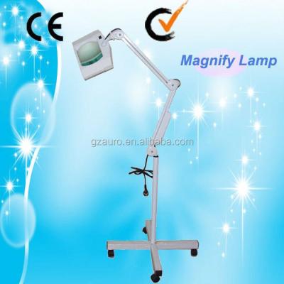 China 4 Wheels AU-662A Skin 10x Magnifier Lamp / Magnifying Glass With Light for sale