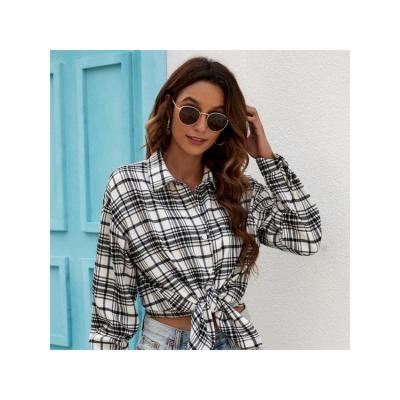 China Anti-Wrinkle 2022 Hot Sale Customized Ladies Swept Plaid Shirts Long Sleeves Flannel Lapel Button Pocket Flannel Jacket for sale