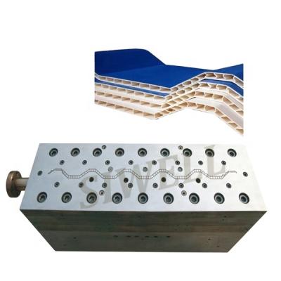 China 870mm PVC Corrugated Hollow Sheeting Extrusion Mold for sale