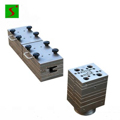 China UPVC Steel Window And Door Profile Plastic Extrusion Dies Building Tools Mold for sale