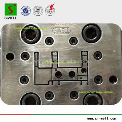 China Steel Window Frame UPVC Window Profile Plastic Extrusion Mold Die Manufacturer for sale