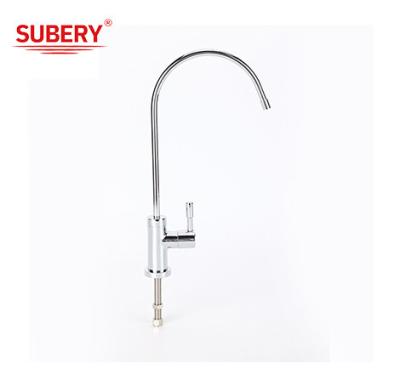 China Ruimtebesparende wasbak mixer kraan 2pcs Inlaat slang Warm en koud water kraan Te koop