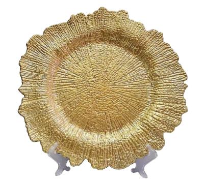 China Wholesale Plastic Wedding Table Decorative13inch Gold Reef Charger Plastic Dish for sale