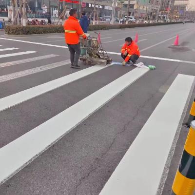 China HUA QUN BS 3262 Thermoplastic Road Marking Paint For Highway for sale