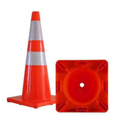 China Cone de tráfico de PVC de color naranja flexible para una advertencia efectiva en venta