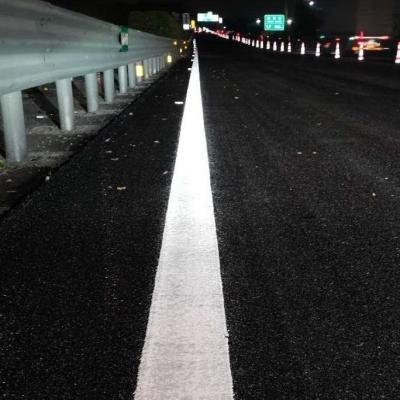 China Quick Drying White Pavement Paint ， Reflective Road Spray Paint for sale