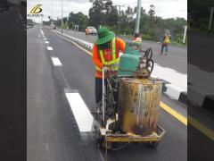 Hot Melt Thermoplastic Road Marking Paint  White Color Smooth And Flow
