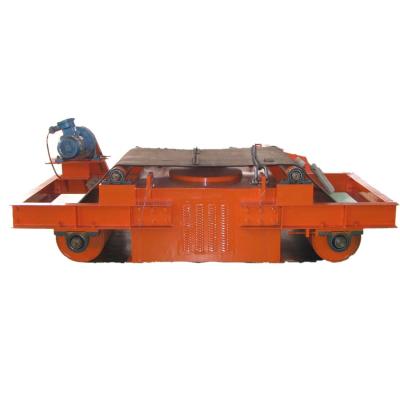 China 750 KG Permanent Belt Type Suspended Automatic Cleaning Conveyor Belt Iron Remover for sale