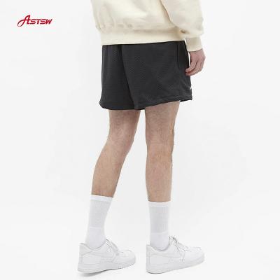 China Custom Anti-Wrinkle Mens Lightweight Breathable Mesh Casual Running Shorts With Drawstring for sale