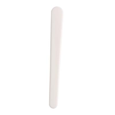 China PS 97mm PP Plastic Cosmetic Spatula for Facial Mask or Rod Eye Cream Plastic Spatula for sale