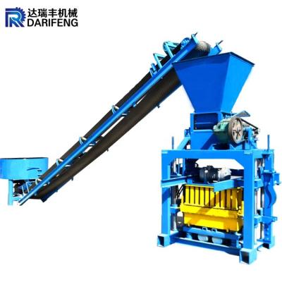 China QT4-35 Manual Small Vibrating Soil Hollow Cement Concrete block brick machine Price zu verkaufen