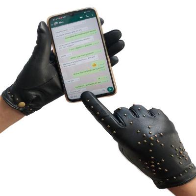 China BSCI Factory New Style Simple Rivet Touch Screen Leather Gloves for sale