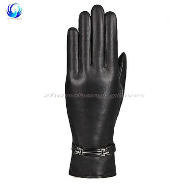 China Super New Style Soft And Warm Fancy Cheap Sheepskin Ladies Leather Gloves With Metal On Wrist for sale