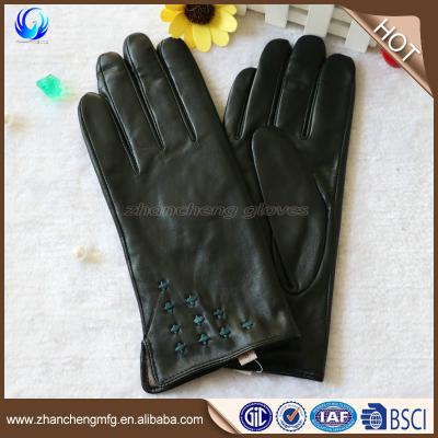 China Custom Made Soft And Warm Winter Women Super Black Goatskin Leather Gloves Importers for sale