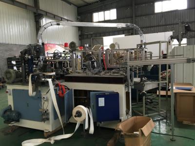 Chine Tasse industrielle de gâteau formant la machine de fabrication de plats jetable de machine 2.5kw à vendre