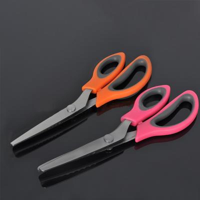 China Sharpness Triangular Fabric Lace Scissors Zigzag Shears Household Tailor Scissors for sale