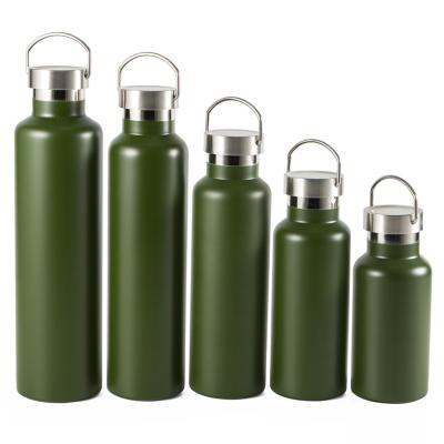 China 2022 Stainless Steel Sustainable Water Bottle 304 Sport Supply Factory Supply Food Grade Insulated Vacuum Hot Cold Mug for sale