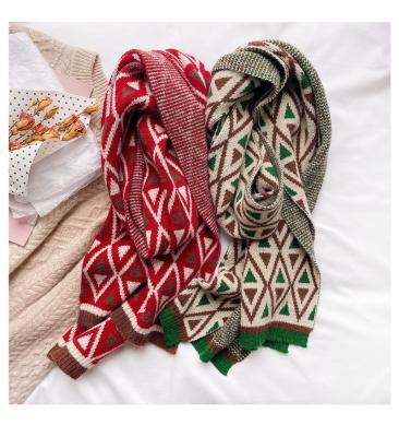 China 2021 Hotselling UK Campus Style Tie Dye Christmas Scarves Diamond Lattice Knitted Christmas Scarf for sale