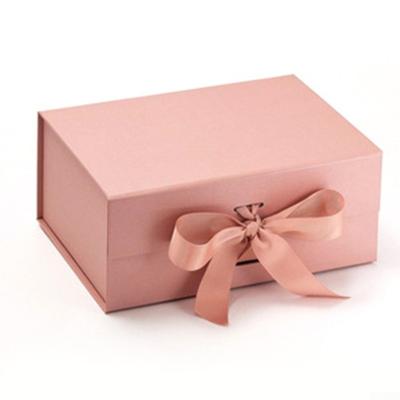 China paper & Retail Cardboard Retail Price Custom Printed Luxury Rigid Paper Packaging Box Cardboard Closure Magnetic Gift Box With Magnetic Lid for sale