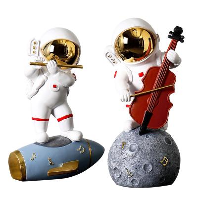 China Europe High Quality Resin Open Desktop Astronaut Model Action Figure Ornament Of Toys Gifts Living Room for sale