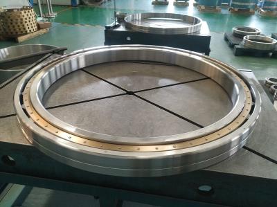 China Special design single row Cylindrical roller bearing with brass cage 527468 zu verkaufen