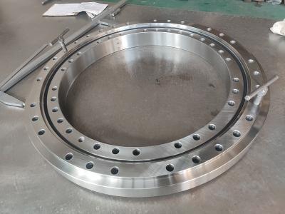 Chine Crossed Roller Slewing Bearing 110.25.823.12 Size 980x714x101mm à vendre