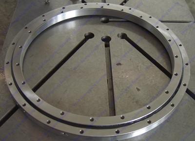 China Four point contact ball 230.20.0400.503 slewing bearing with 518x304x56mm zu verkaufen