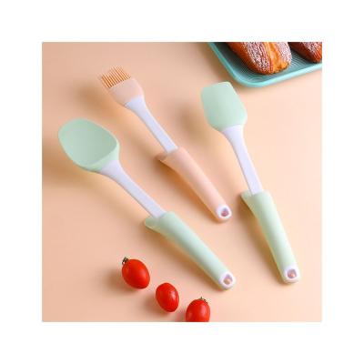 China Hotel Viable Restaurant Silicone Tableware Tool Silicone Scraper Suitable Set for sale