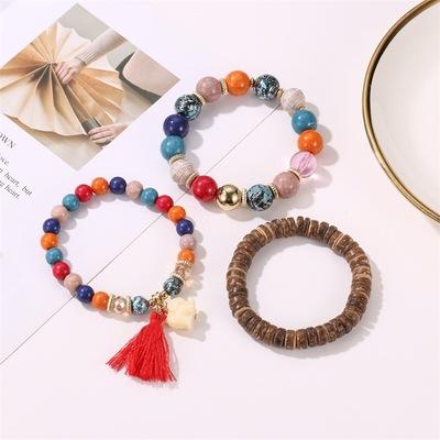 China 2021 Ethnic Hand Jewelry Ladies Style CLASSIC Custom Wooden Beads Split Beads Bracelet for sale