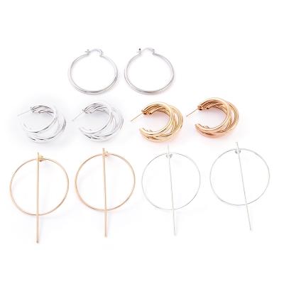 China CLASSIC Wholesale Circle Earrings Wedding Party Elegant Fashion Pattern Carving Women Earrings for sale