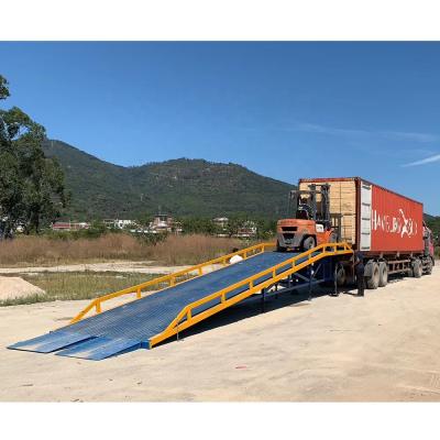 China Building Material Stores 10.0 Ton Portable Steel Hydraulic Ramp Manual Steel Forklift Leveler Dock Mechanical Edge for sale