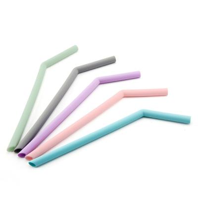 China Viable Travel Accessories Collapsible Collapsible Food Grade Silicone Drinking Straw for sale