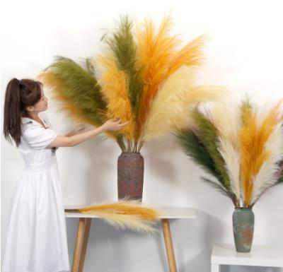 China Hot Sale Amazon Events Decoration Wedding Party Home Decor Large Artificial Pampas Grass for sale