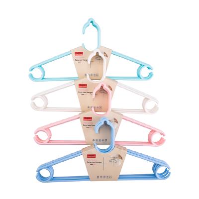 China Wholesale Multifunctional Multifunctional Hook Hangers Saving Plastic Hangers for sale