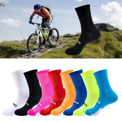 China Quick-Drying Breathable Mountain Bike Riding Socks Running Sports Socks Outdoor Basketball Cycling Socks for sale