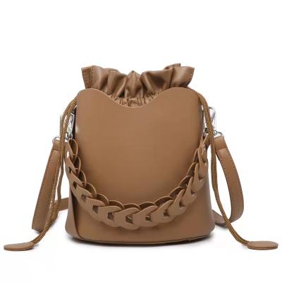 China 2021 New Fashion Fashion Bag Drawstring Bucket Bag Female Shoulder Messenger Bag for sale