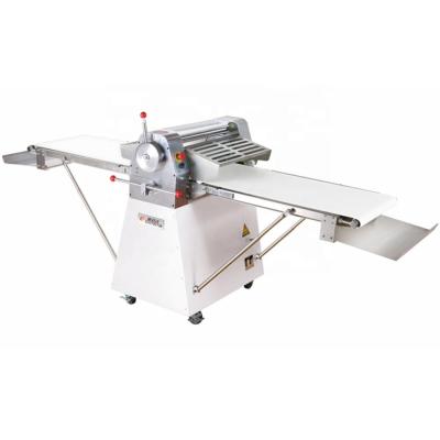 China Bakery Southstar Bread Dough Sheeter Machine For Making Bread /Pizza/Cake Bakery for sale