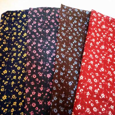 China 95% Cotton 5% Sustainable Flower Screen Printing Canvas Small Cotton Woven Shirting Fabric Simple Blue Thailand for sale