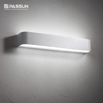 China Modern Indoor Modern Wall Lamps CE RoHS Surface Mounted Led Wall Light for sale