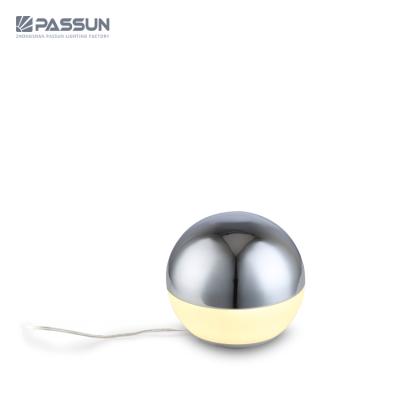 China New-designed pure aluminum+acrylic led table lamp for home and hotel for sale