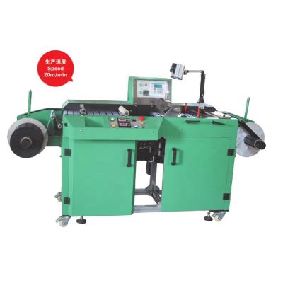 Chine Machine de fente ultrasonique affilante lisse, largeur réglable de découpeuse de petit pain de tissu à vendre