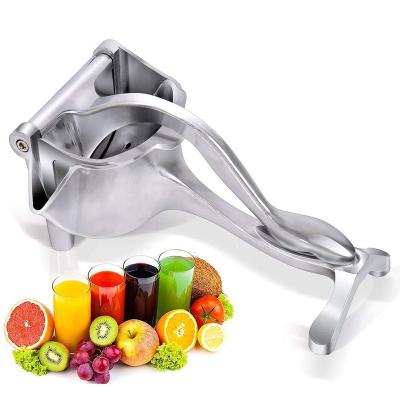 China Easy Viable High Quality Vegetable Orange Manual Fruit Squeezer Lemon Metal Handle Slow Juicer Squeezer for sale