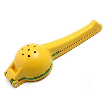 China Sustainable Design Instruments Special Widely Used Plastic Household Tool Manual Lemon Squeezer for sale