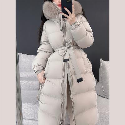 China Anti Wrinkle Jtfur Anti Wrinkle Down Coat Women's Winter Warm Light Weight Fitted Long Down Coat With Real Fox Fur Hood for sale