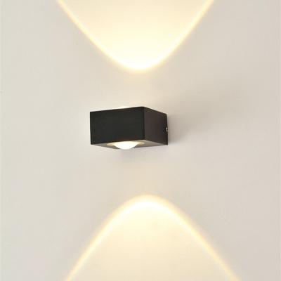 China Durable Luxury Black Outdoor Led Wall Lamp Waterproof IP65 Outdoor Garden Porch Sconce Surface Mount Led Lighting for sale