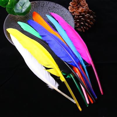 China Home Decoration Adorn Color Hunchback Feather Goose Feather DIY Handwork Decoration Materials Band Hats 25-30CM/10 Pieces/1 Bag for sale